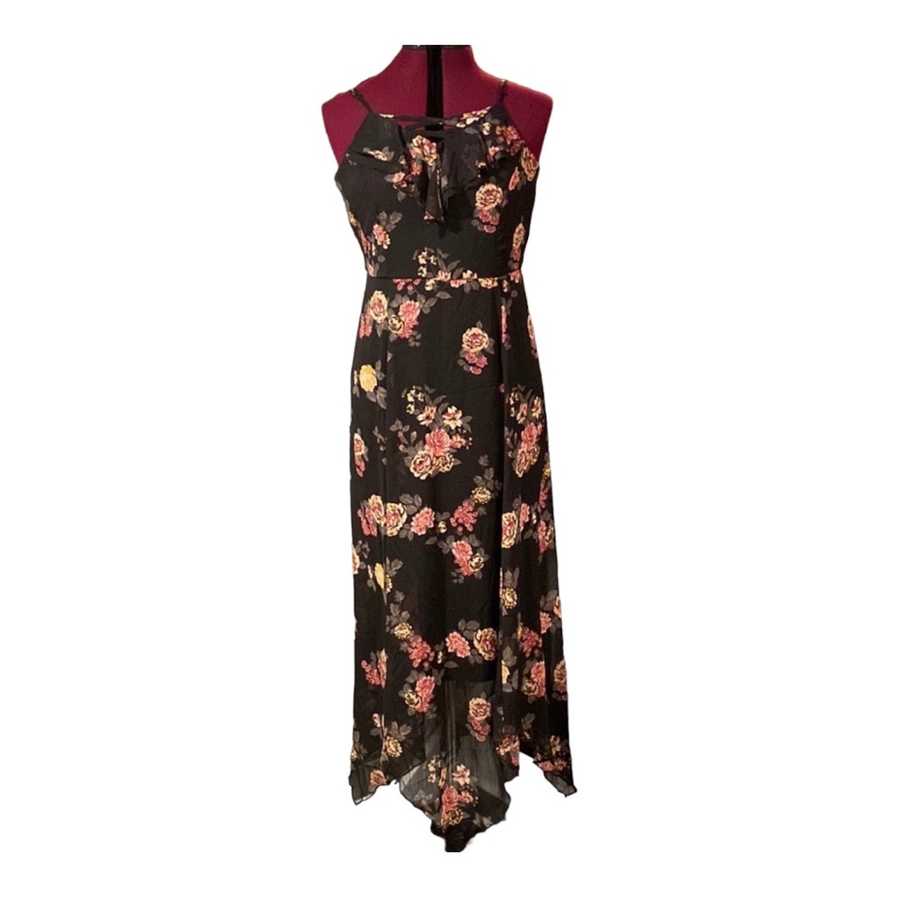 Almost Famous Black Floral Rose Handkerchief Hem Maxi Dress SZ L
